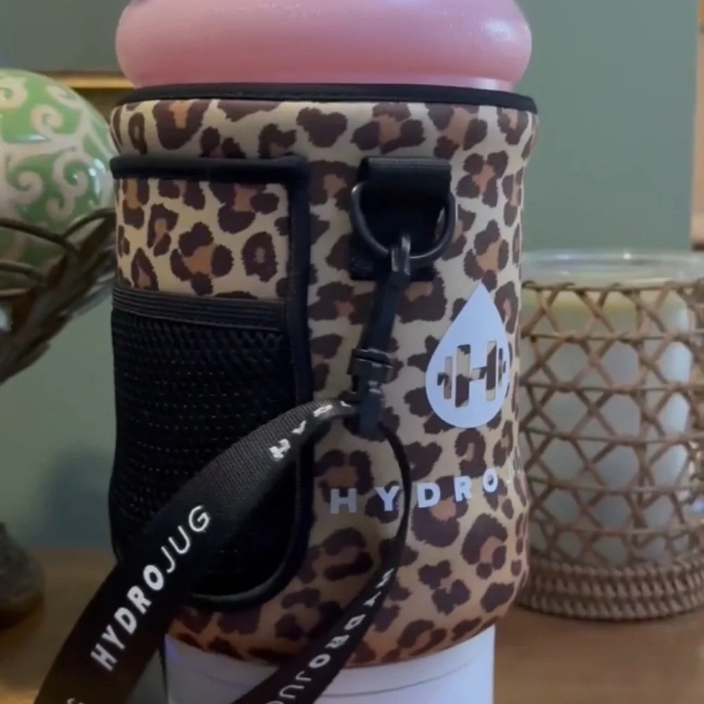 HydroJug Pink water Bottle with straw Leopard
Adjustable Carrying Strap Sleeve - Picture 4 of 16